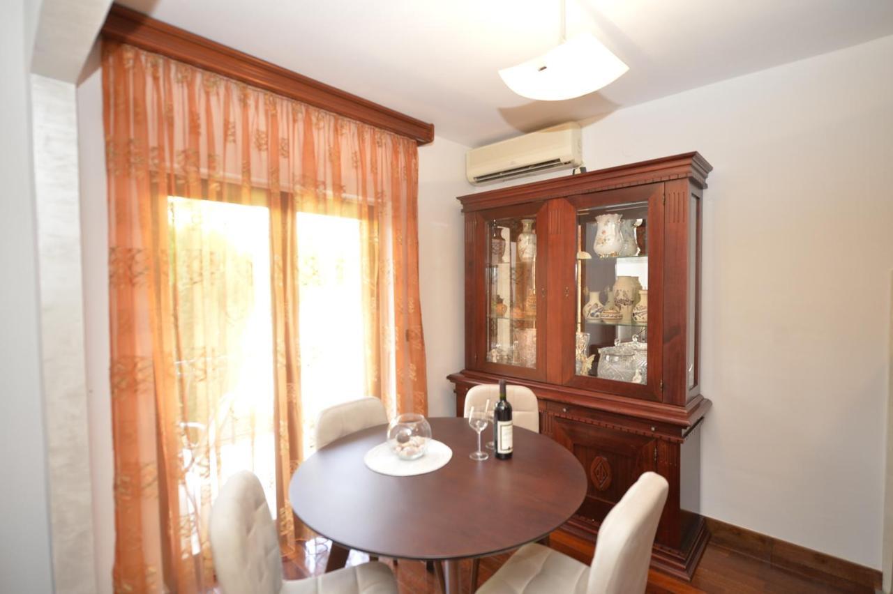Apartment Nikolija โดบรอตา ภายนอก รูปภาพ