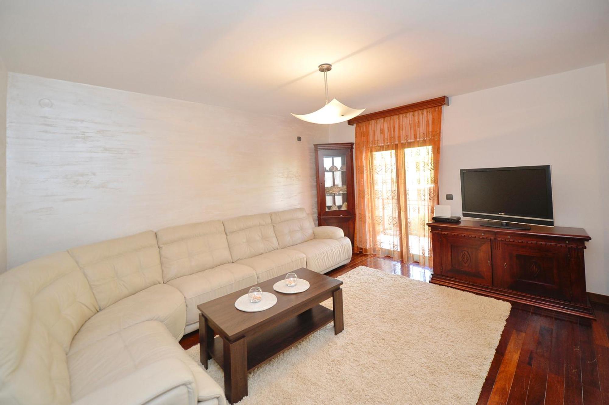 Apartment Nikolija โดบรอตา ภายนอก รูปภาพ
